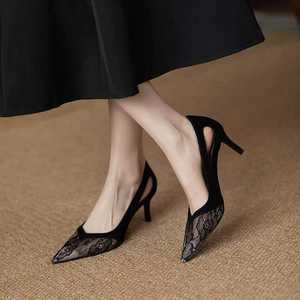 Zapatos de tacón alto de lujo para mujer, novedad 2026, con tacones delgados, punta cerrada, encaje sexy y diseño abierto - Product Image 1