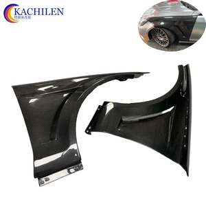 Guardabarros de Fibra de Carbono W218 CLS63 para Mercedes-Benz W218 CLS63, Guardabarros de Rueda 2011-2018 - Product Image 1