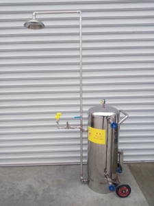 <span class=keywords><strong>Lave</strong></span>-yeux industriel portable en acier 8L combiné douche oculaire diphotérine et station de douche - Product Image 3