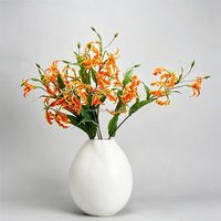 L-405 Premium Einzelne Langstielige Künstliche Gloriosa-Lilie Realistische Rote Flammen-Lilie Hochzeitsblume Heim-Weihnachtsdekoration