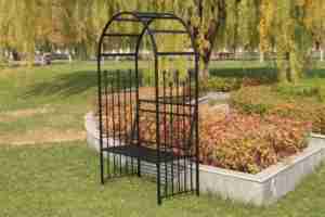 Grotall courbé extérieur jardin mariage métal <span class=keywords><strong>fer</strong></span> <span class=keywords><strong>forgé</strong></span> fleur arc treillis <span class=keywords><strong>pour</strong></span> <span class=keywords><strong>plantes</strong></span> <span class=keywords><strong>grimpantes</strong></span> <span class=keywords><strong>en</strong></span> plein air - Product Image 5