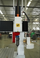Machine CNC 5 axes pour mousse avec dépoussiéreur, routeur CNC 5 axes pour l'ingénierie allemande, machine CNC 5 axes pour le travail du bois allemand