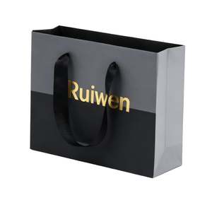 Proveedor Mayorista de Bolsas de Papel de Regalo de Lujo con Diseño Impreso Personalizado, Color en Relieve y Logotipo Estampado en Oro - Product Image 4