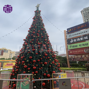 Árbol de Navidad Comercial con Luces Decorativas para Reemplazar Árboles Tradicionales en Grandes Instalaciones Navideñas al Aire Libre - Product Image 2