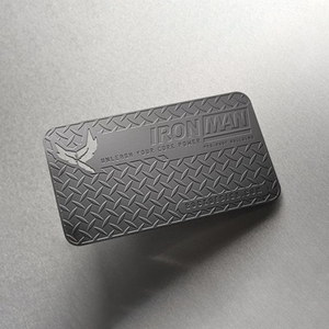 Carte Metalliche Personalizzate <span class=keywords><strong>di</strong></span> Lusso Formato <span class=keywords><strong>Carta</strong></span> <span class=keywords><strong>di</strong></span> <span class=keywords><strong>Credito</strong></span>, <span class=keywords><strong>Carta</strong></span> VIP in Metallo con Logo Inciso al Laser - Product Image 2