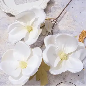 Weiße Hochzeit künstliche Blume Halle Decke dekorative Reihe Straße Blei Anordnung Hotel Blume