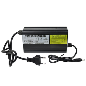 <span class=keywords><strong>Caricabatterie</strong></span> YZPOWER 29.2V 10A 8S <span class=keywords><strong>24V</strong></span> per Batterie al Litio Lifepo4 per E-Bike, Scooter, Utensili Elettrici con Garanzia di 1 Anno, Porta AC - Product Image 4
