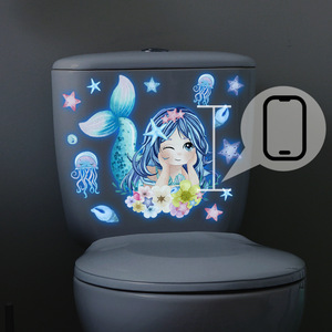 Varias pegatinas <span class=keywords><strong>de</strong></span> pared <span class=keywords><strong>de</strong></span> sirenas del mundo submarino con luz azul, pegatinas decorativas autoadhesivas que brillan en la oscuridad para sala <span class=keywords><strong>de</strong></span> estar - Product Image 5