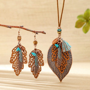 Ensemble collier et boucles d'oreilles feuilles bohèmes en alliage plaqué bronze antique, bijoux de fête pour femmes - Product Image 2