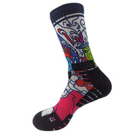 Nouvelles chaussettes en coton personnalisées, chaudes et douces, fabriquées en usine, chaussettes chaudes et douces personnalisées à bas prix, prêtes à être expédiées, chaussettes de cyclisme personnalisées