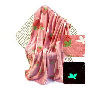 Hot Sale Strawberry Blanket Glow In The Dark Flannel Baby Children Flannel Fleece Fabric Polybag