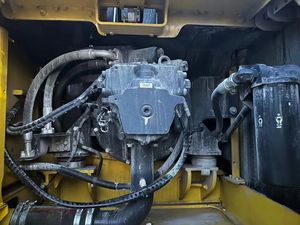 Excavadora sobre orugas Komatsu PC350 de baja hora, excavadoras de 35 toneladas | Máquina sobre orugas original japonesa para minería y movimientos de tierras - Product Image 4