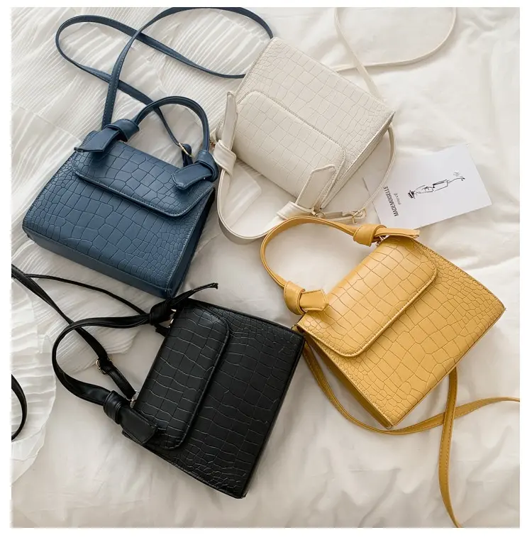 2022 New Small Bag Women's Portable Crocodile Pattern Shoulder Bag Fashion All-match Square Bag Tide