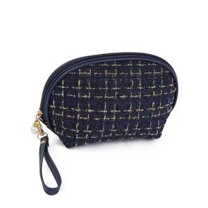 Mini bolsa de cosméticos de lana de viaje portátil, bolsa de <span class=keywords><strong>maquillaje</strong></span> de punto portátil de alta calidad, bolsa de <span class=keywords><strong>maquillaje</strong></span> de hilo con patrón a cuadros - Product Image 1