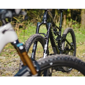 Bicicletta Elettrica Amflow <span class=keywords><strong>PX</strong></span> Carbon di Alta Gamma 2027 con Motore Avinox M2S 150Nm 1500W, Sospensione Completa EMTB 27.5 29 Pollici - Product Image 3