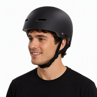 Casque de skate demi-face personnalisé OEM ODM, matériau ABS résistant aux chocs, normes EN1078 CE CPSC, sécurité réglable pour le patinage et la trottinette