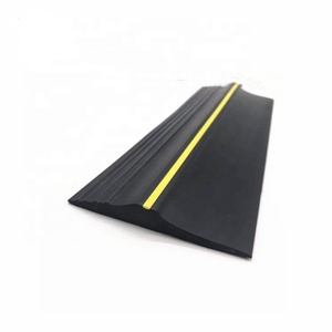 Burlete extruido para puerta de <span class=keywords><strong>garaje</strong></span>, umbral de suelo de puerta de <span class=keywords><strong>garaje</strong></span>, tira de sellado de PVC - Product Image 5