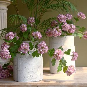 Vente chaude fleur artificielle trois tête sensation hortensia pour la maison mariage décoration hôtel mise en page photographie accessoires - Product Image 3