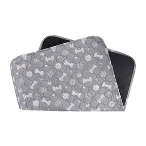 แผ่นรองซับกันลื่นแบบซักได้ รีไซเคิล ขายส่ง ขนาด 34*36 - Product Image 1