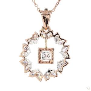Pendentif en or diamanté de qualité supérieure pour femmes, bijoux élégants et tendance, collier pendentif intemporel, collection de luxe - Product Image 1
