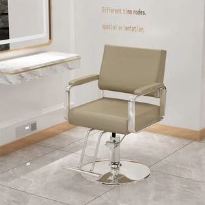 Silla de Estilismo de Cuero EMMA, Silla de Barbería Ajustable con Detalles Metálicos para Salones de Belleza - Product Image 3