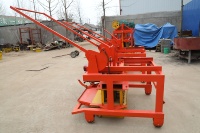 Machine de blocs de béton QMY4-45D diesel pour la ponte des œufs petit prix d'usine manuel de verrouillage des machines de fabrication de briques