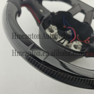 Volant de direction en cuir perforé en fibre de carbone avec LED pour Dodge Challenger SRT - Product Image 2