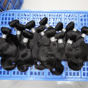 Meches humain en gros virgem indiano humano trança a granel afro kinky russo loiro produtos de cuidados cabelo Fornecedores Extensões brasil