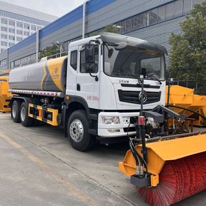 Camion-citerne à eau Dongfeng T5 Cabine 6x4, 5T à l'avant, 10T à l'arrière, réservoir de 20000L pour l'irrigation des jardins municipaux - Product Image 2