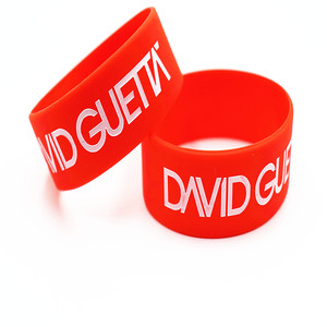 Bracelets en silicone de 1 pouce en gros, gravés <span class=keywords><strong>David</strong></span> <span class=keywords><strong>Guetta</strong></span> 'I AM FAMOUS', bracelets promotionnels en relief, couleur unie - Product Image 3