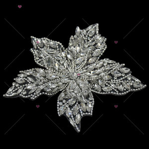 WRP-120 Sắt Thủy Tinh Sang Trọng Beaeds Bạc 3D Hoa Rhinestone Đính Embellishments Cho Dresses - Product Image 2