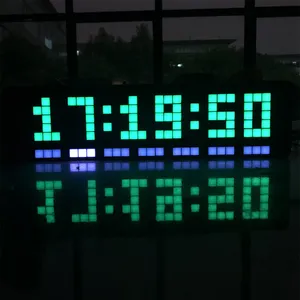 큰 큰 숫자 LED 벽/책상 자명종 3D 인쇄 와이파이 온도 전시를 가진 똑똑한 화소 시계