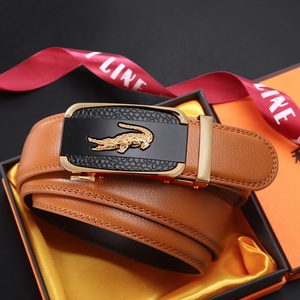 <span class=keywords><strong>Cintura</strong></span> all'ingrosso in pelle uomo di colore <span class=keywords><strong>marrone</strong></span> <span class=keywords><strong>chiaro</strong></span> in lega di zinco fibbia 100% in pura pelle <span class=keywords><strong>cintura</strong></span> per uomo - Product Image 3