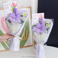 Bouquet de fleurs artificielles en chenille fait main, en forme de tulipes, cadeau romantique pour petite amie, fête des mères
