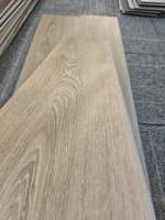 Revêtement de sol SPC Eir Design allemand, prix compétitif, qualité supérieure, 4 mm, 5 mm, 6 mm, 7 mm, 8 mm, imperméable, LVT, sol vinyle hybride à clipser, carreaux imitation bois