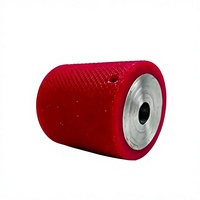 Rouleau d'alimentation en caoutchouc texturé rouge personnalisable avec noyau en aluminium et revêtement PU pour convoyeur à bande de moulin à riz et applications en restauration