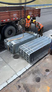 Hoogwaardige snelwegbeugels, verkeersveiligheid, crashbarriers, anti-botsingswegbarrière voor verkeersveiligheid - Product Image 6