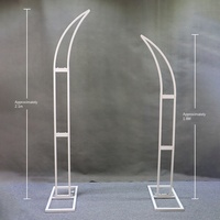 Nouvelle arche de mariage en fer forgé ivoire, porte incurvée d'extérieur avec étagère en forme de corne de fleurs pour le commerce extérieur transfrontalier