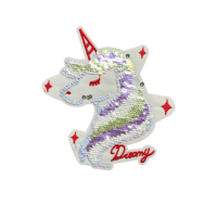 Vente en gros de patchs brodés thermocollants en forme de fleurs et de papillons 3D colorés et brillants pour chapeaux, vêtements, sacs et chaussures