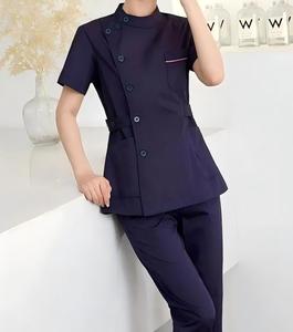 Costume fendu à manches courtes flatteur féminin à la mode pour esthéticienne en salon de beauté coiffure et travail - Product Image 5