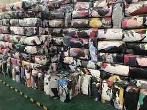 Residuos Textiles de Alta Calidad, Trapos de Algodón <span class=keywords><strong>Industrial</strong></span> Reciclado por Kilo, Blanqueados, Mezcla de Colores, Sueltos (sin coser), Absorbentes de Agua y Aceite - Product Image 5