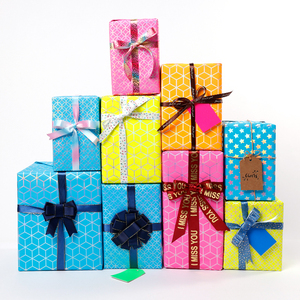 Rollo de papel Kraft fluorescente clásico cumpleaños 80g al por mayor 43*300cm regalo de lujo embalaje personalizado - Product Image 2