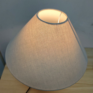 La lampe de chevet dans la chambre de l'hébergement de designer transfrontalier est de style japonais, style chabi, zen, en marbre, hôtel - Product Image 4
