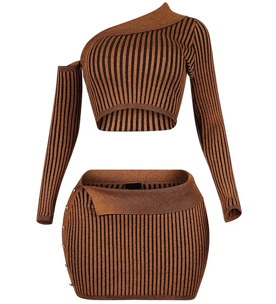 สีน้ำตาล