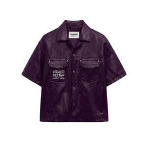 เสื้อแจ็คเก็ตหนัง PU แขนสั้นทรงเข้ารูป พิมพ์ลายกราฟิก โลโก้ OEM/ODM ตามสั่ง ปี 2026 สำหรับผู้ชายไซส์ใหญ่ - Product Image 3