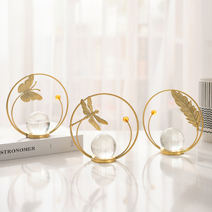 Mobile TV di Lusso Stile Europeo Ornamento Creativo in Ferro Battuto con Sfera di Cristallo Decorazione per la Casa Ornamento da Scrivania in Metallo per Soggiorno - Product Image 1