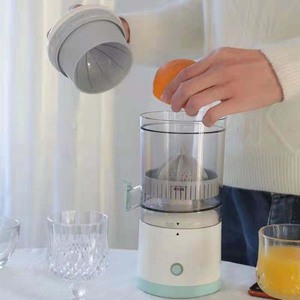 Mini presse-agrumes électrique portable pour la maison, machine à jus de fruits et d'agrumes avec alimentation USB pour complément alimentaire pour bébé et pressage d'agrumes - Product Image 5