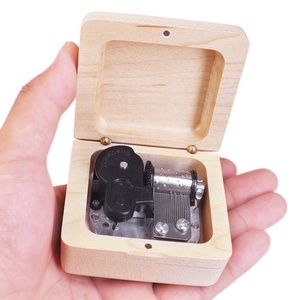 Boîte à <span class=keywords><strong>musique</strong></span> en bois d'érable, 16 pièces, professionnelle, jeu de film, musicale populaire, créatif, avec logo, Souvenir, cadeau - Product Image 2