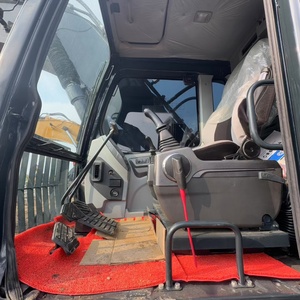 Excavatrice Hyundai HX225HD d'occasion, modèle 2024, moteur Cummins, pompe Kawasaki, faible nombre d'heures <span class=keywords><strong>de</strong></span> fonctionnement, 22,5 tonnes, godet <span class=keywords><strong>de</strong></span> 1,0 m, bon état - Product Image 4