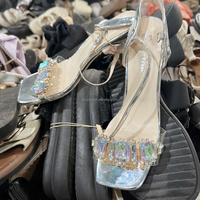 S14 Vente en gros de chaussures d'occasion : Sandales d'été pour femmes, sandales à talons hauts, mélange de styles, chaussures de seconde main en balles